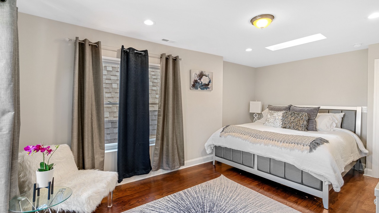 Photo of Bedroom in Avondale