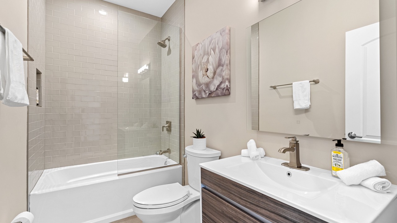 Photo of Bathroom in Avondale
