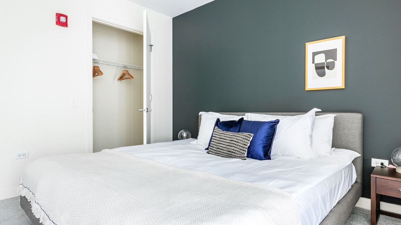 Photo of Bedroom in Downtown Chicago
