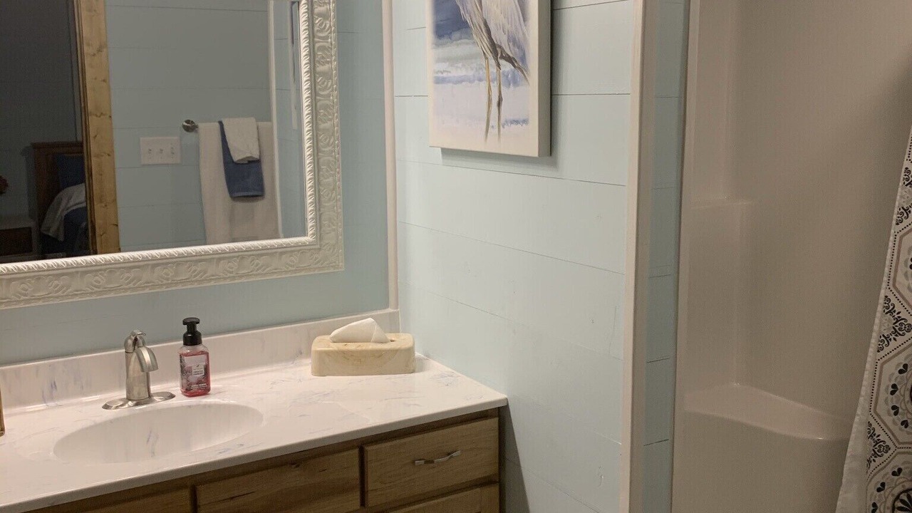 Photo of Bathroom in Effingham
