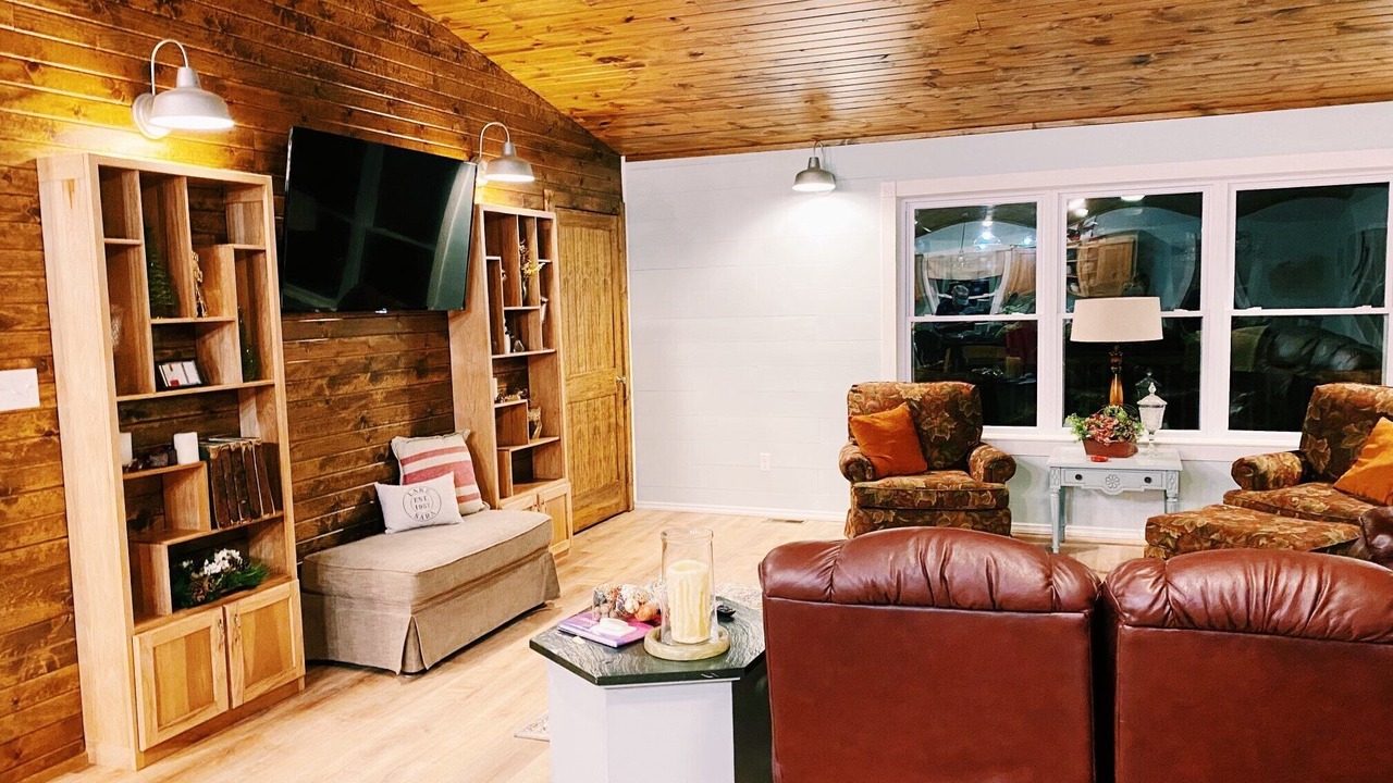 Photo of Bedroom in Effingham