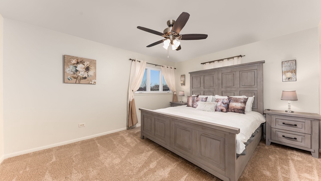 Photo of Bedroom in Palos Hills