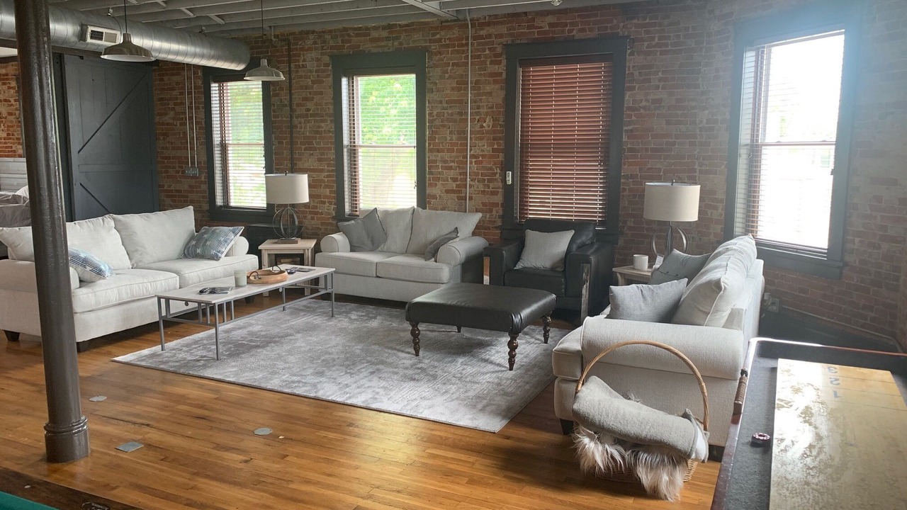 Photo of Livingroom in Highland