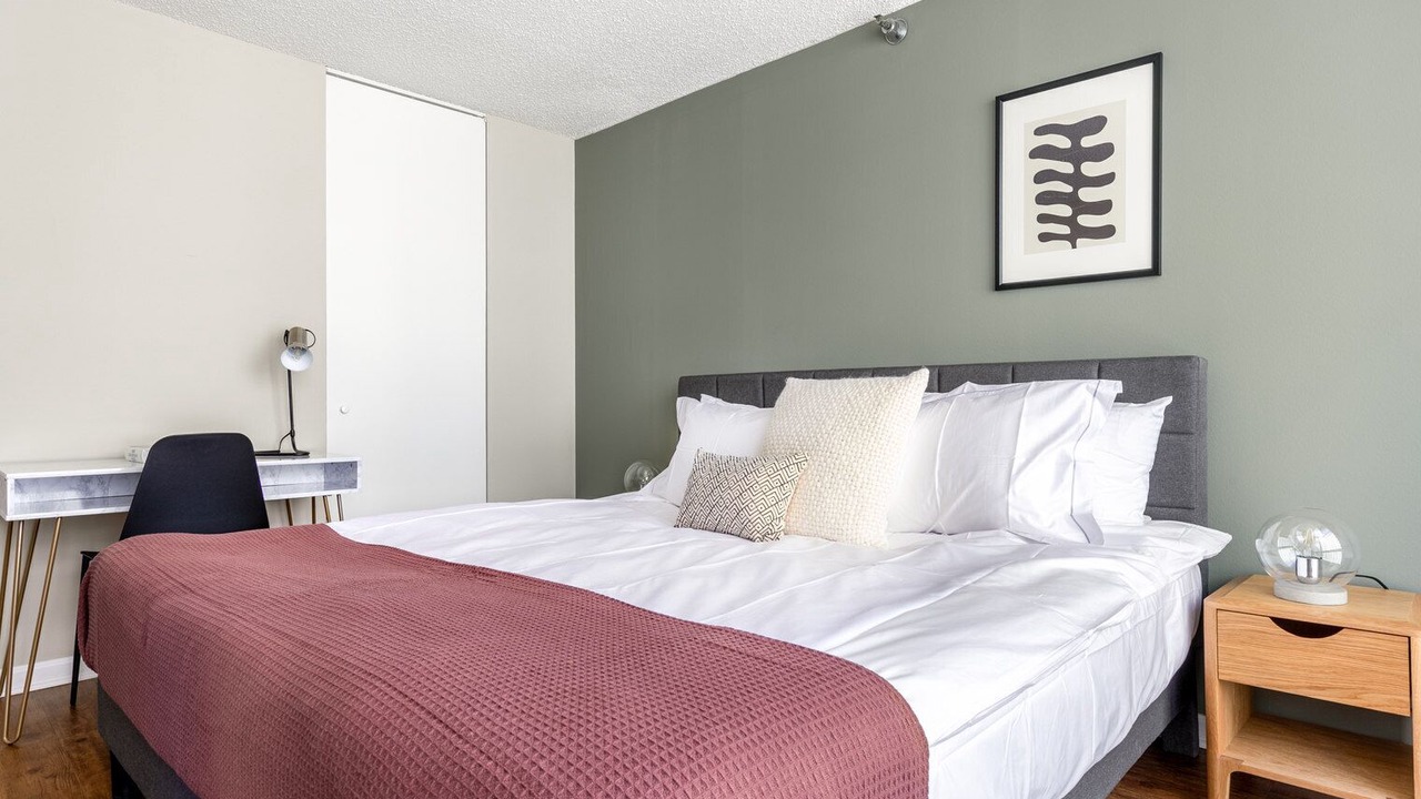 Photo of Bedroom in Rush and Division
