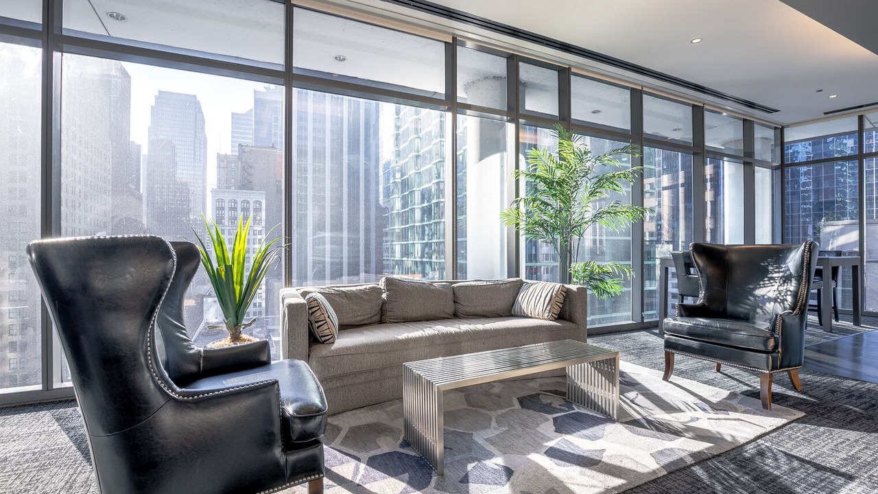 Photo of Livingroom in Downtown Chicago