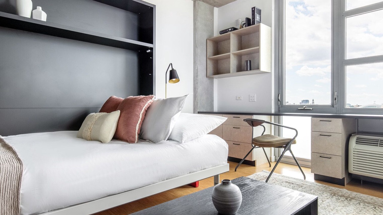 Photo of Bedroom in River North