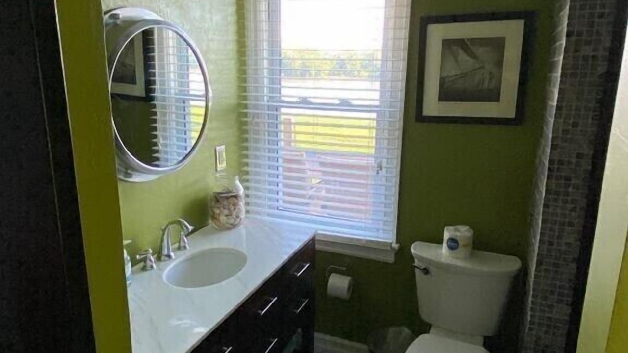 Photo of Bathroom in Grafton