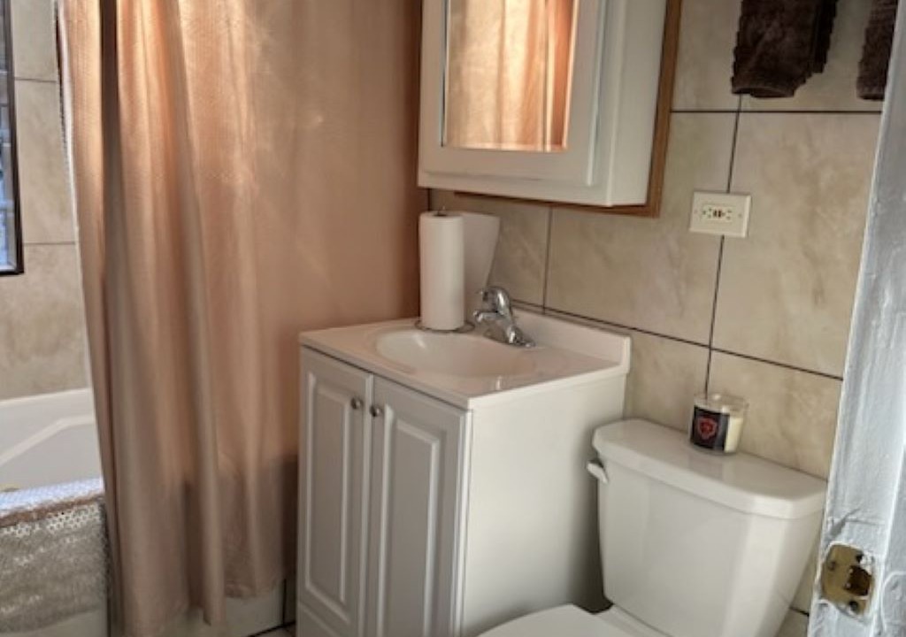 Photo of Bathroom in Woodlawn