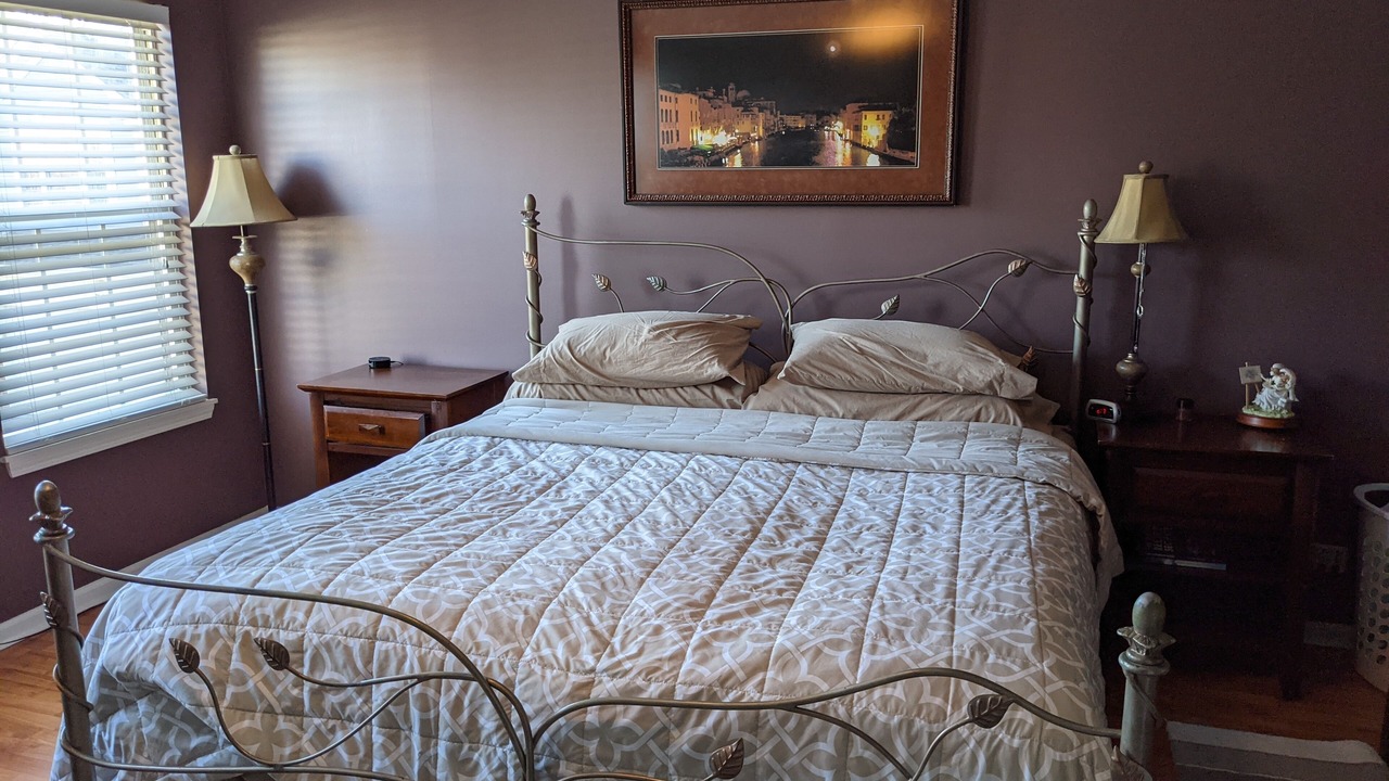 Photo of Bedroom in Itasca