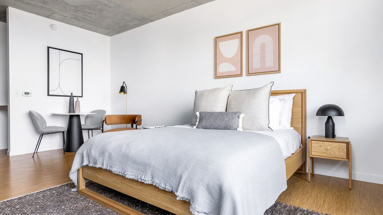 Photo of Bedroom in River North