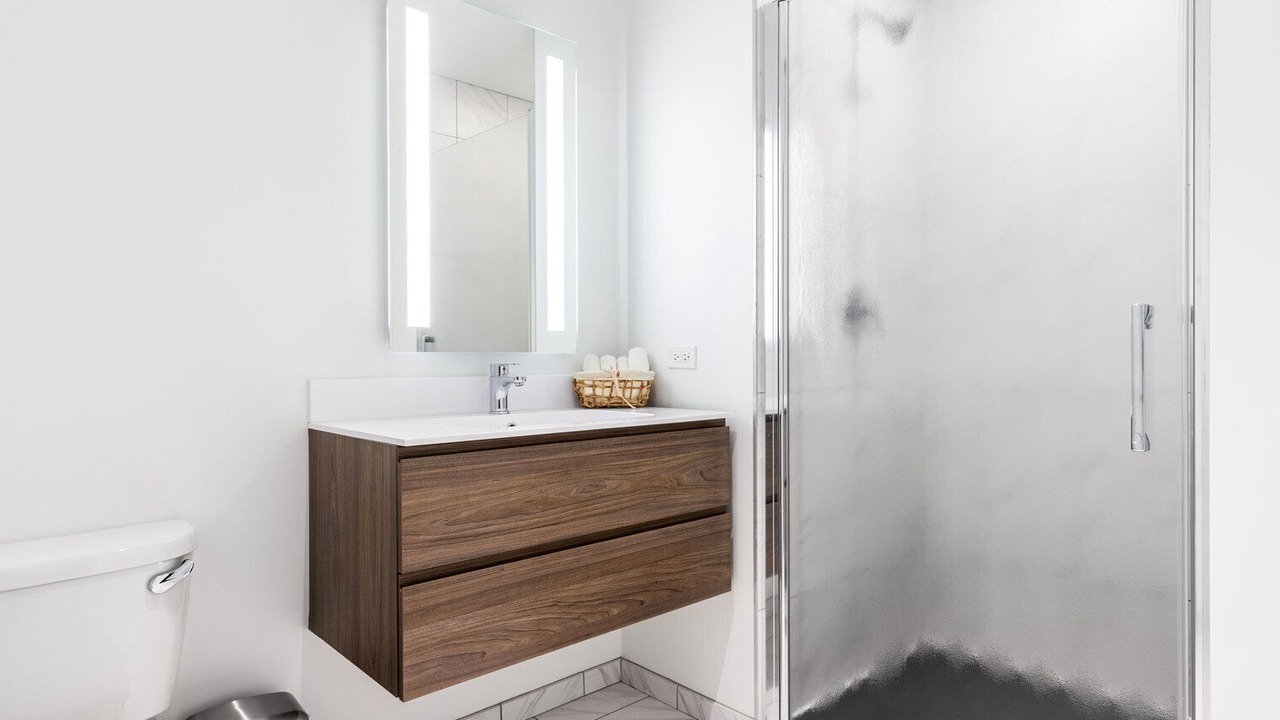 Photo of Bathroom in River North