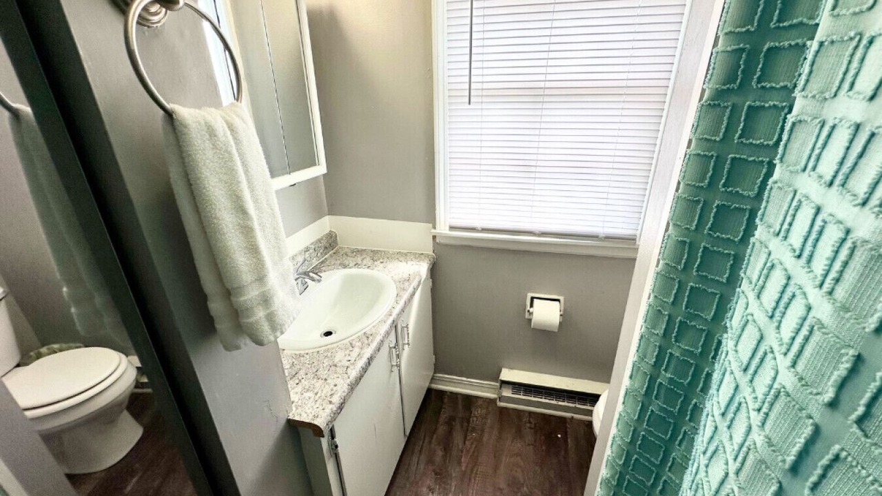Photo of Bathroom in Yorkville