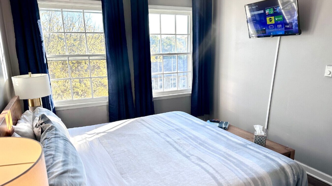 Photo of Bedroom in Yorkville