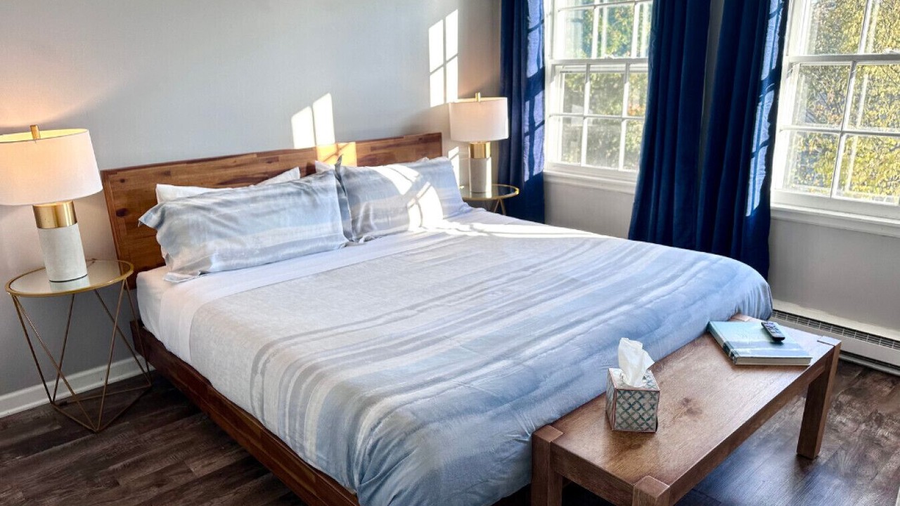 Photo of Bedroom in Yorkville