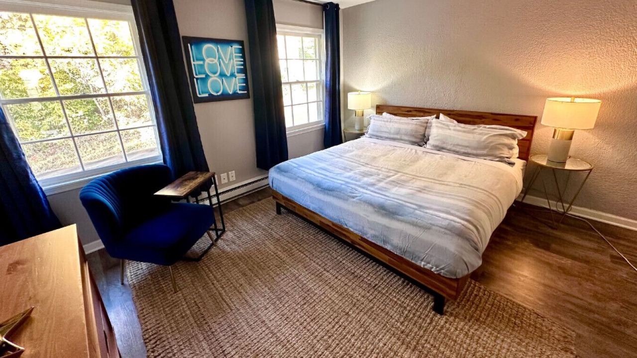 Photo of Bedroom in Yorkville