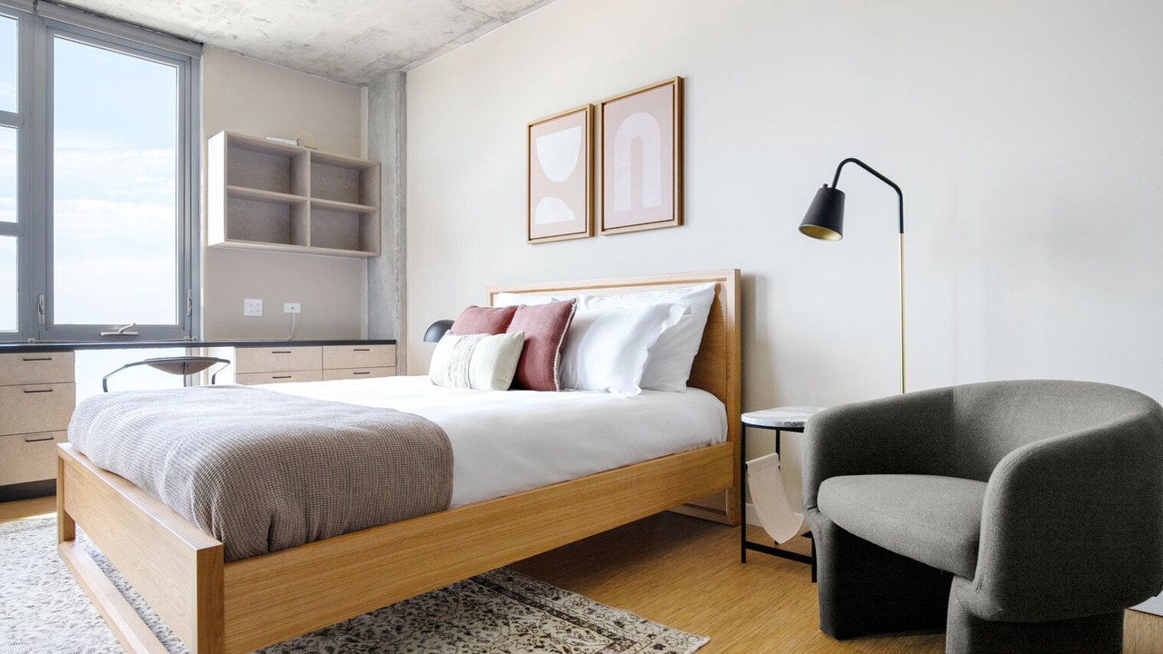 Photo of Bedroom in River North