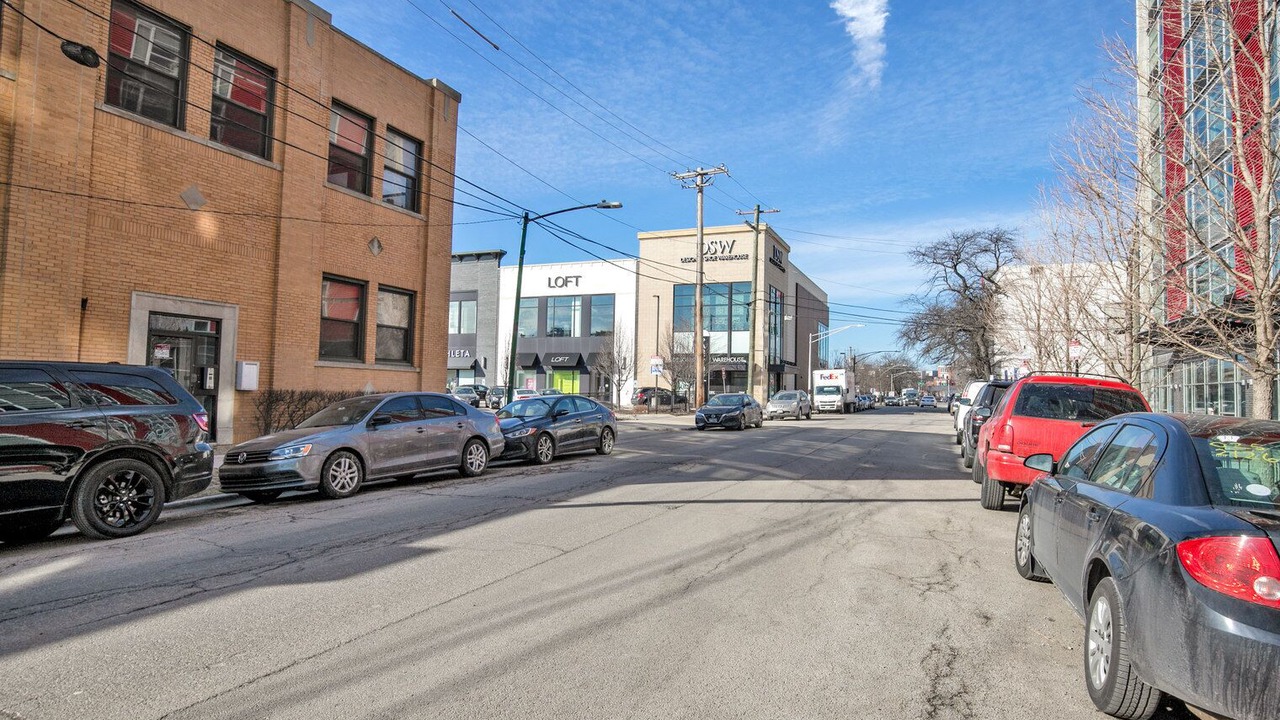 Photo of Others in River North