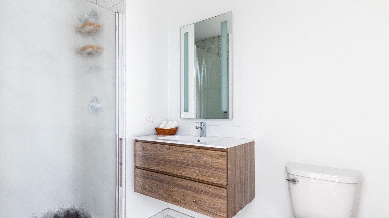 Photo of Bathroom in River North