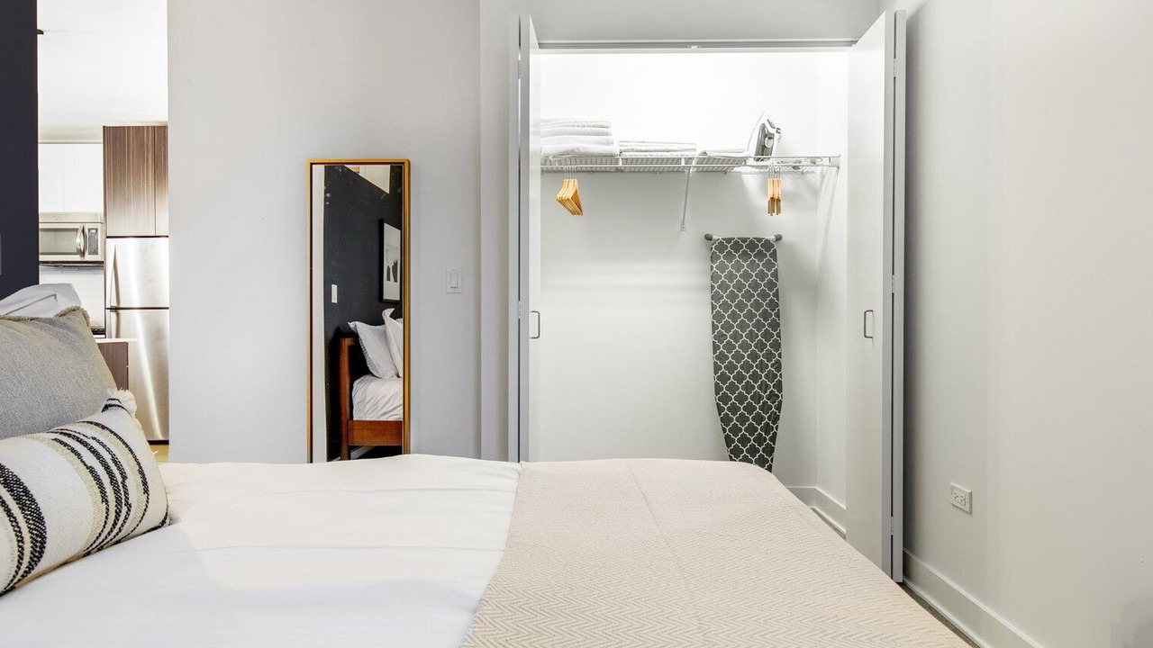 Photo of Bedroom in Downtown Chicago