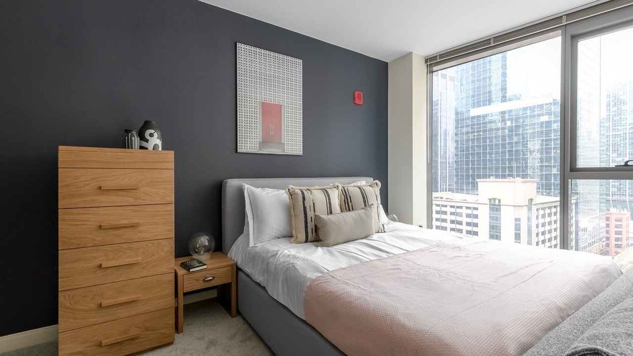 Photo of Bedroom in Downtown Chicago