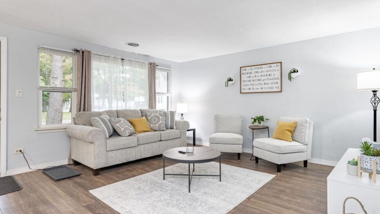 Photo of Livingroom in Pekin