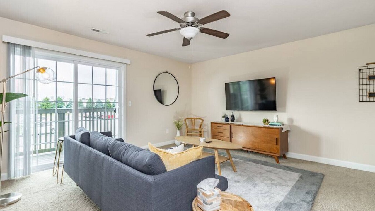 Photo of Livingroom in Orange Prairie
