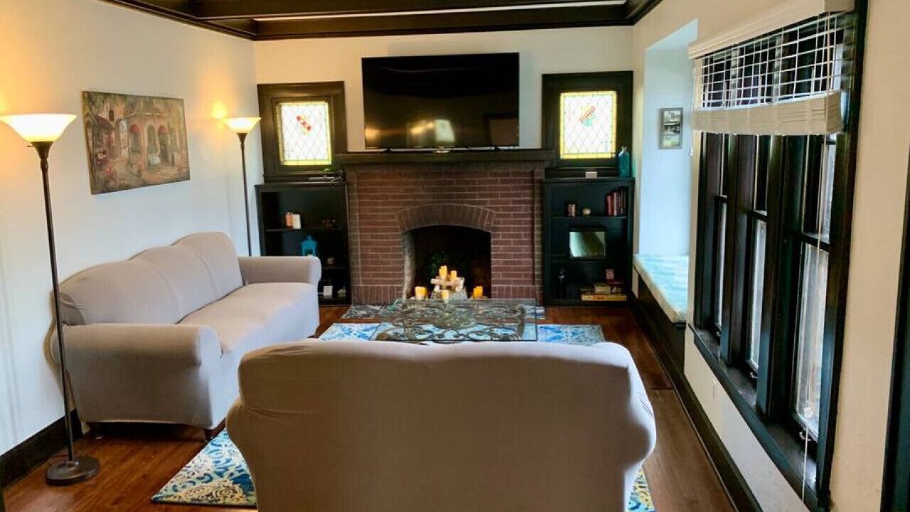 Photo of Livingroom in St. Charles
