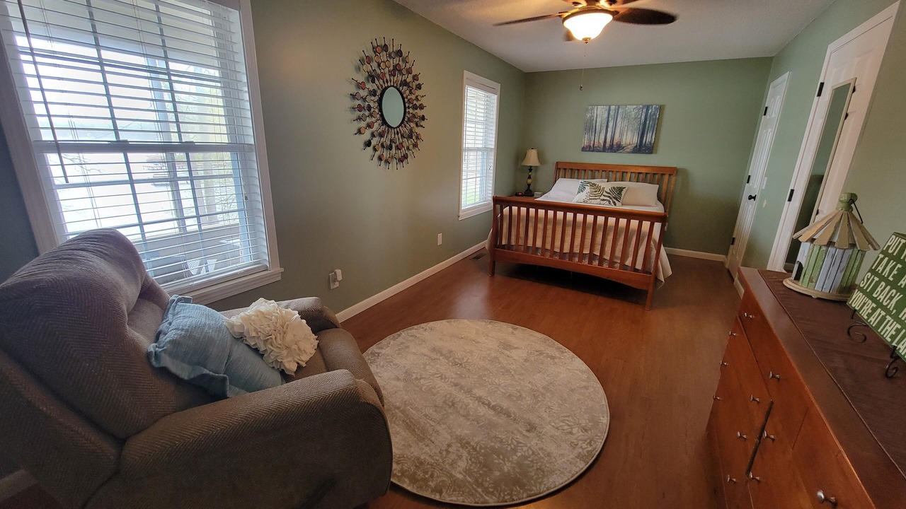 Photo of Bedroom in Brookport
