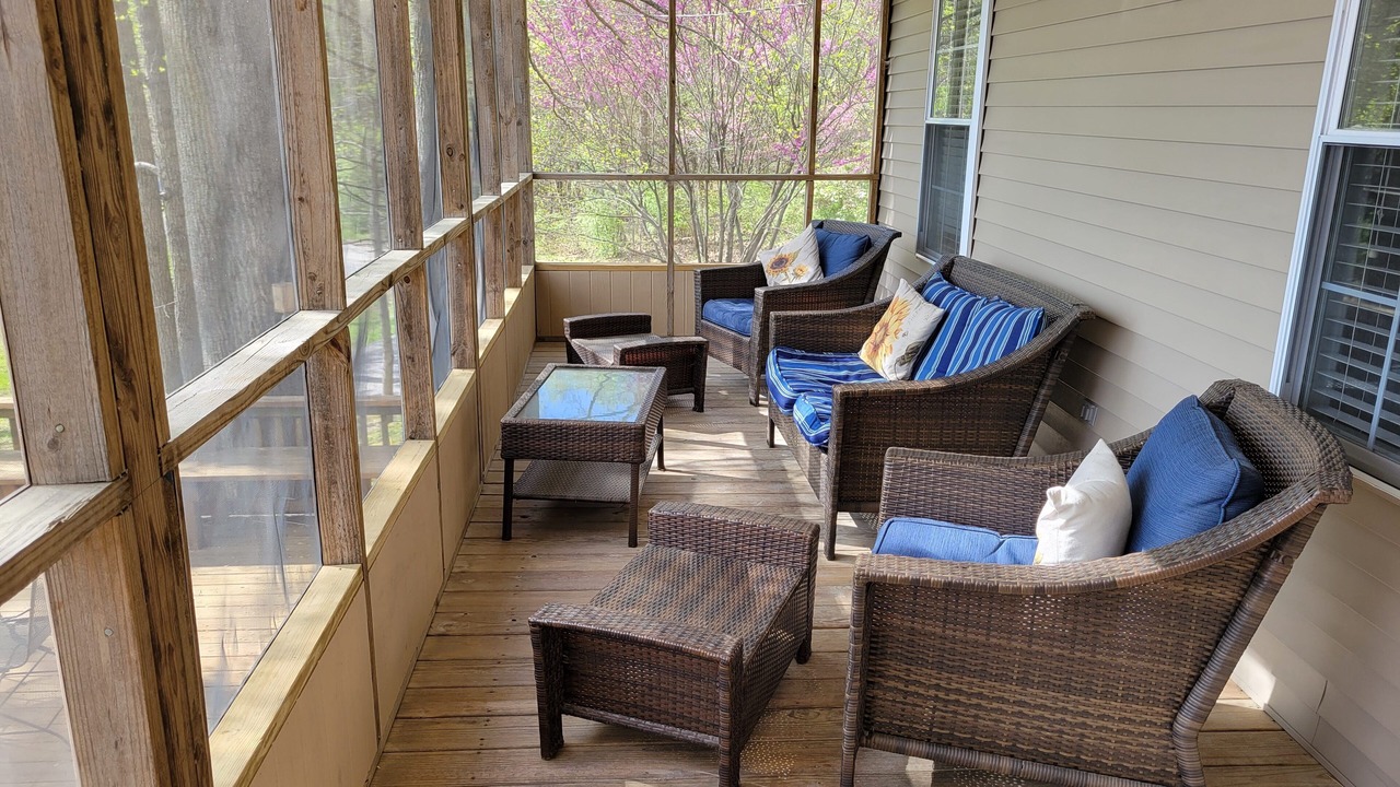 Photo of Patio Balcony in Brookport