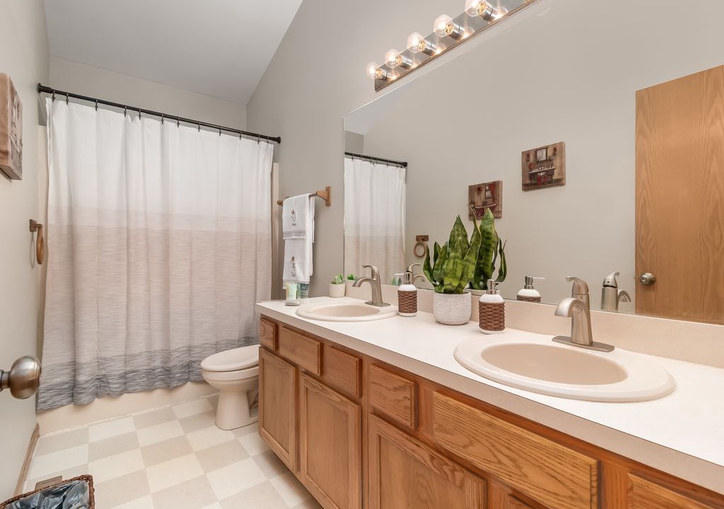 Photo of Bathroom in Joliet