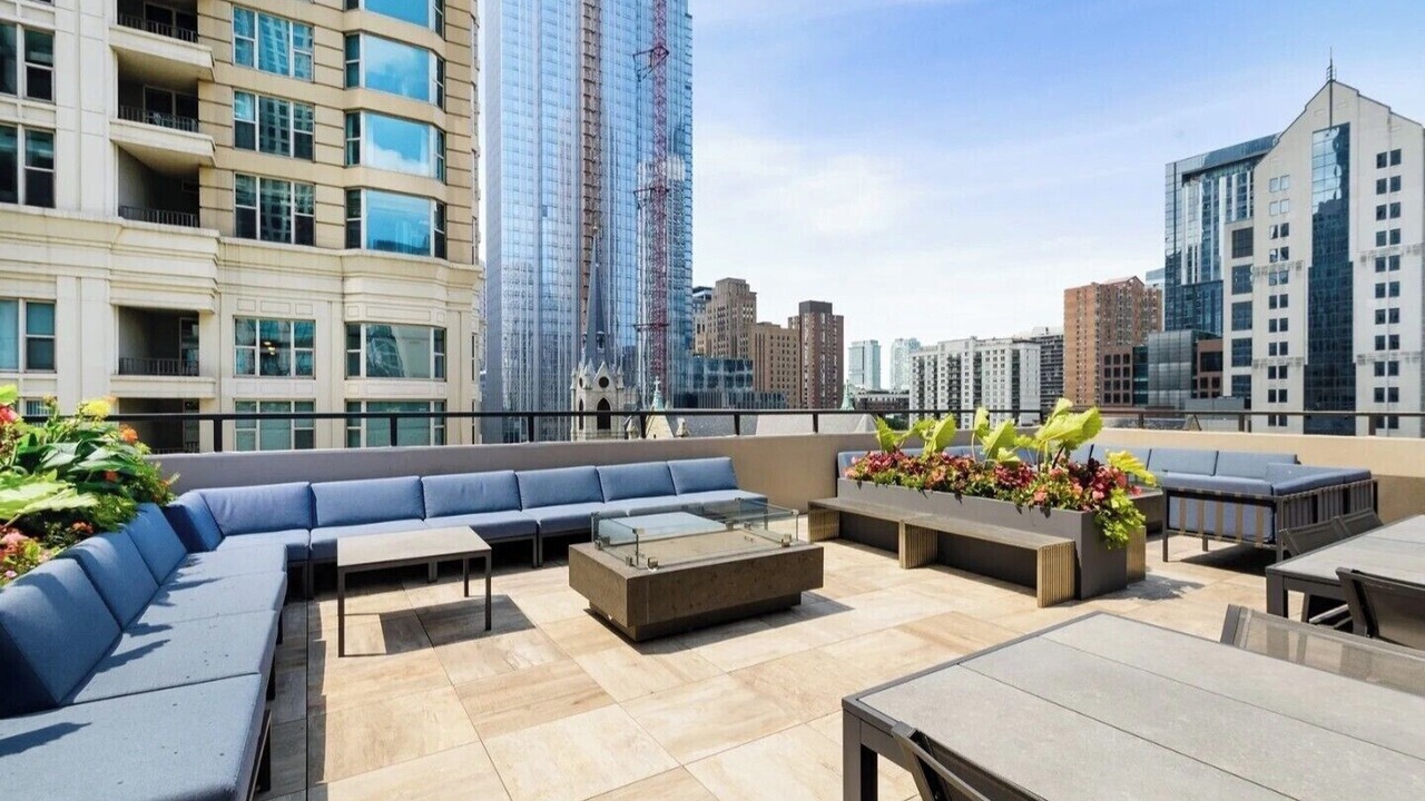 Photo of Outdoor in Near North Side