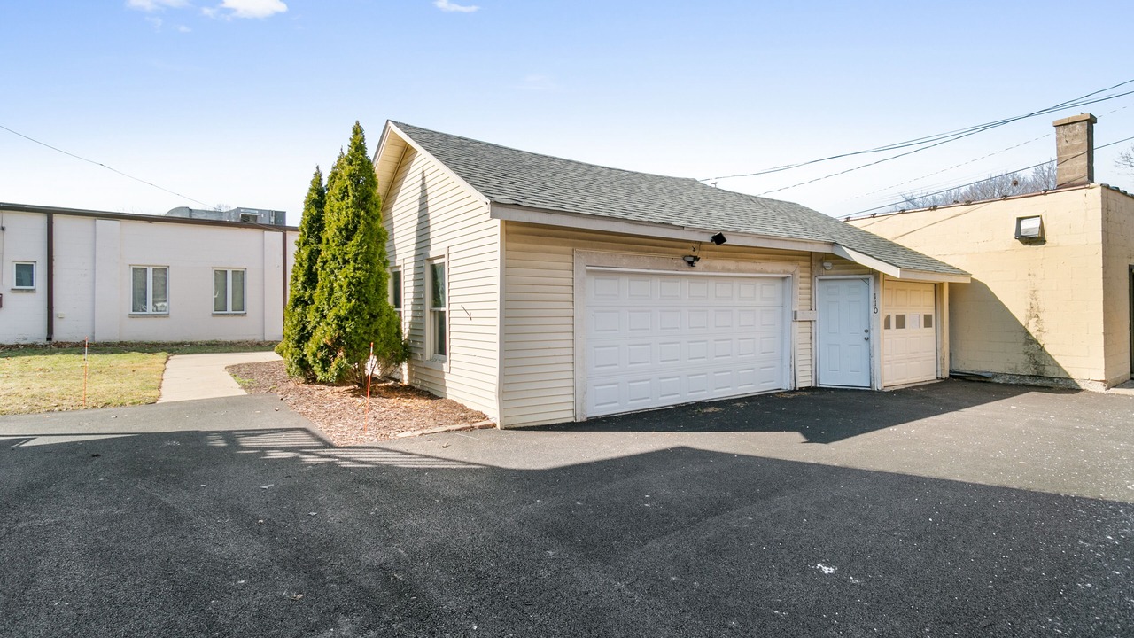 Photo of Outdoor in Libertyville