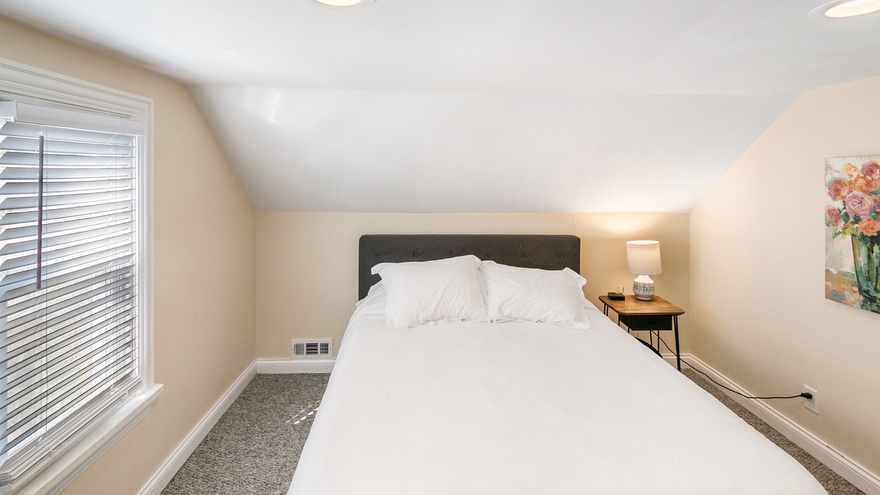 Photo of Bedroom in Libertyville