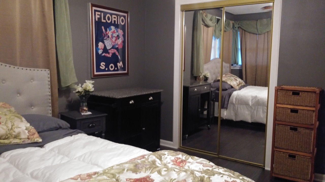 Photo of Bedroom in McHenry