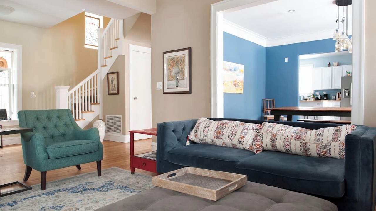 Photo of Livingroom in Rogers Park