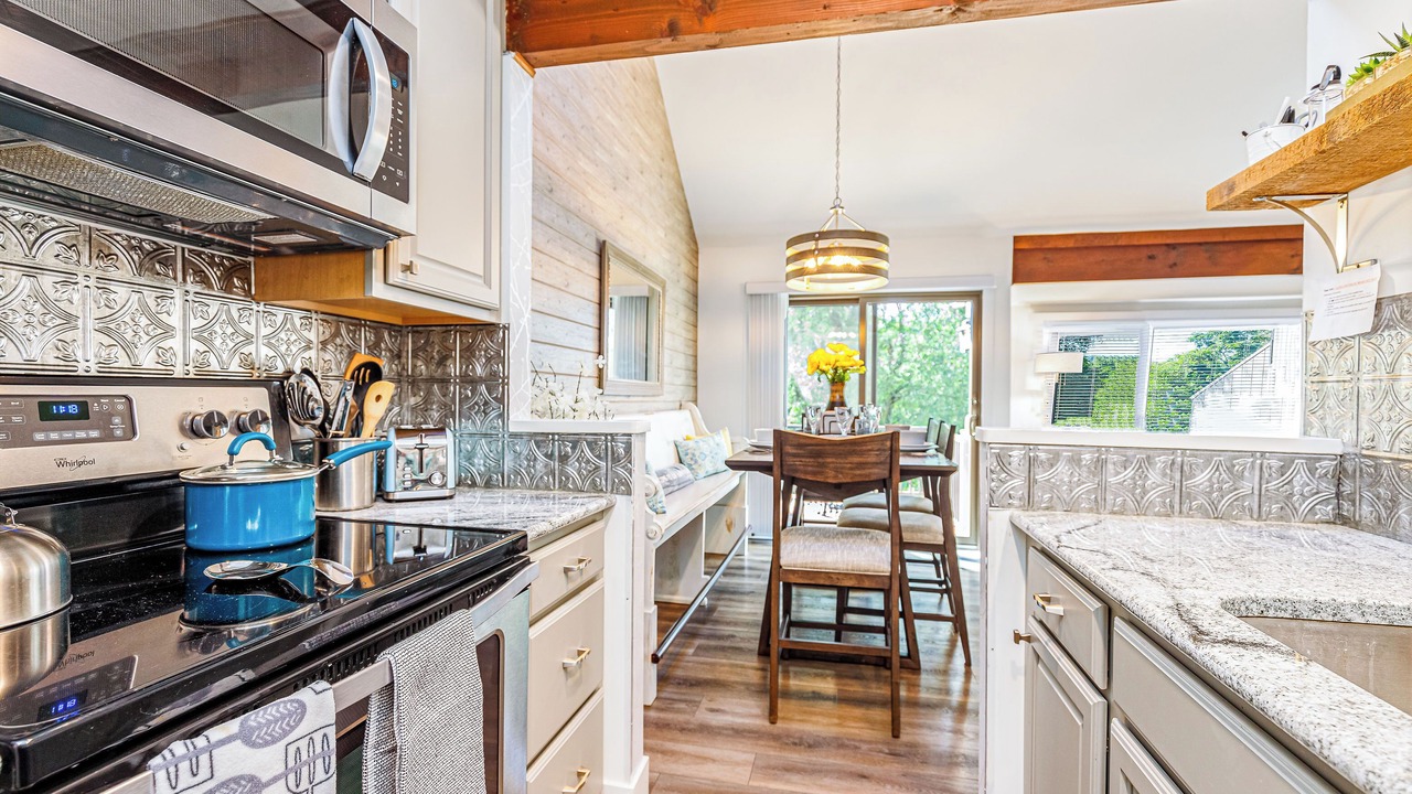 Photo of Kitchen in The Galena Territory