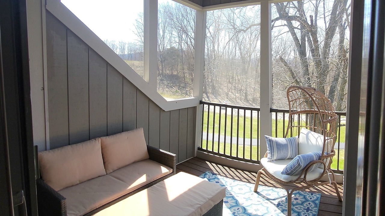 Photo of Livingroom in The Galena Territory