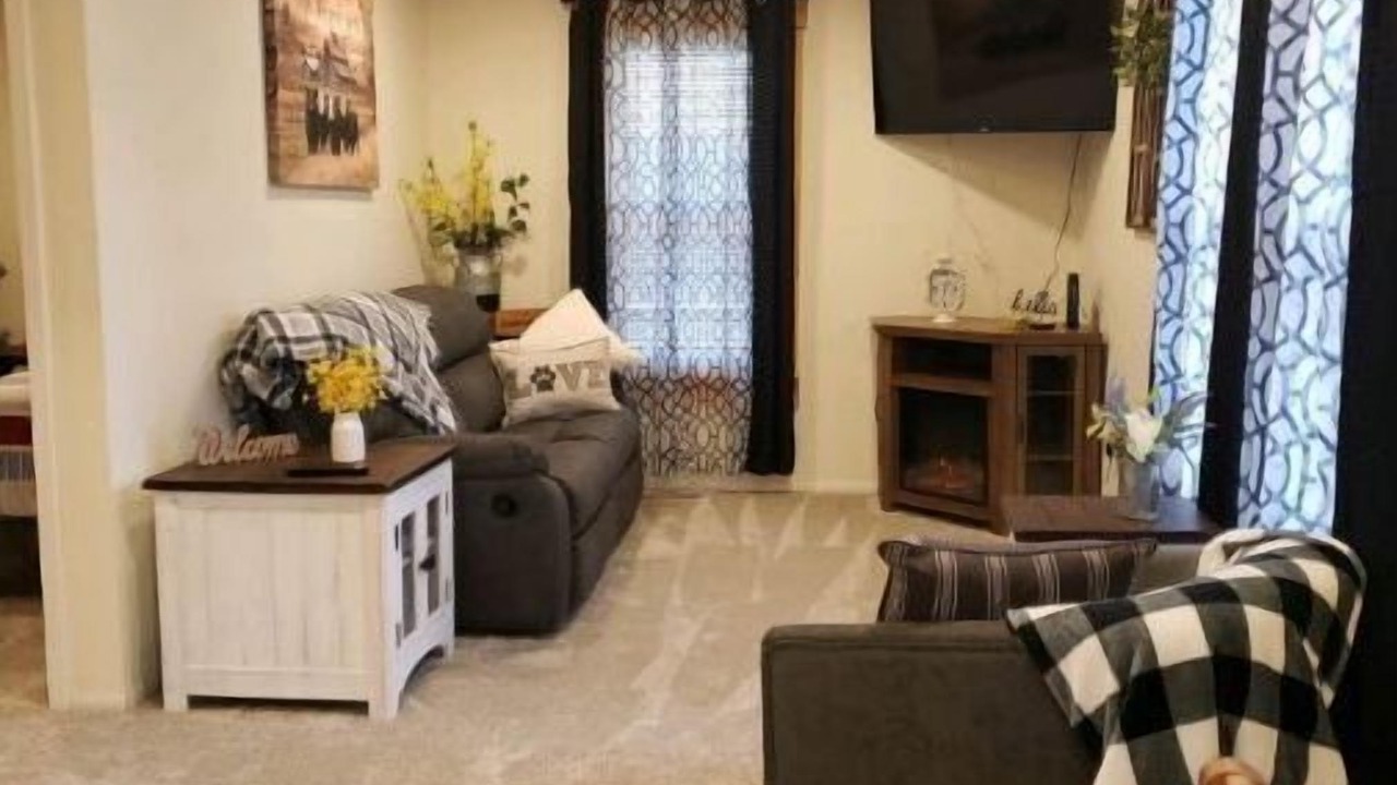 Photo of Livingroom in Casey