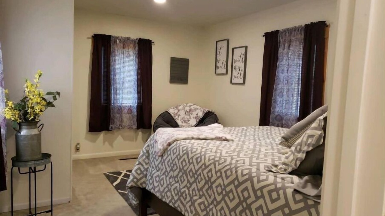 Photo of Bedroom in Casey