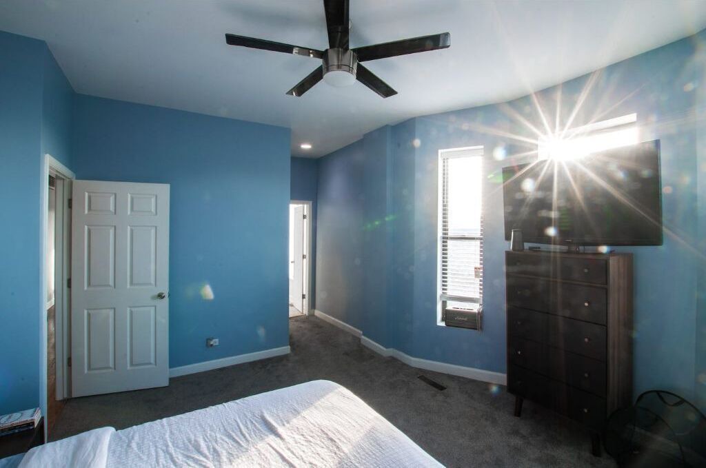 Photo of Bedroom in Near West Side