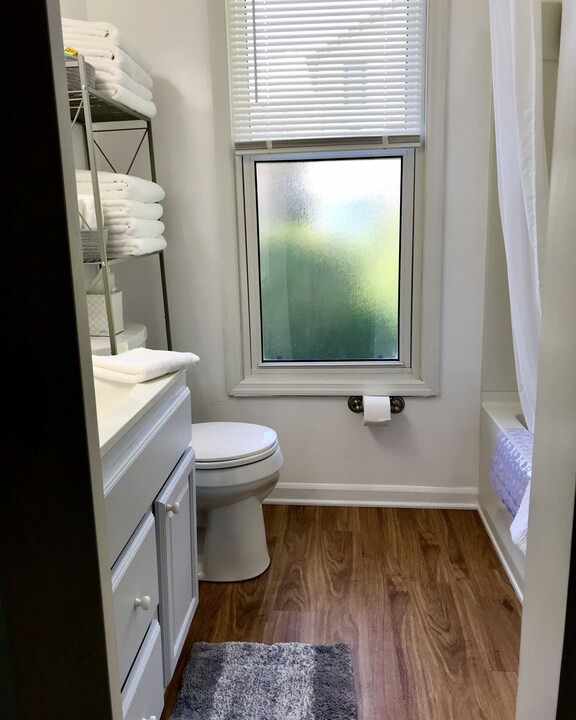 Photo of Bathroom in La Salle