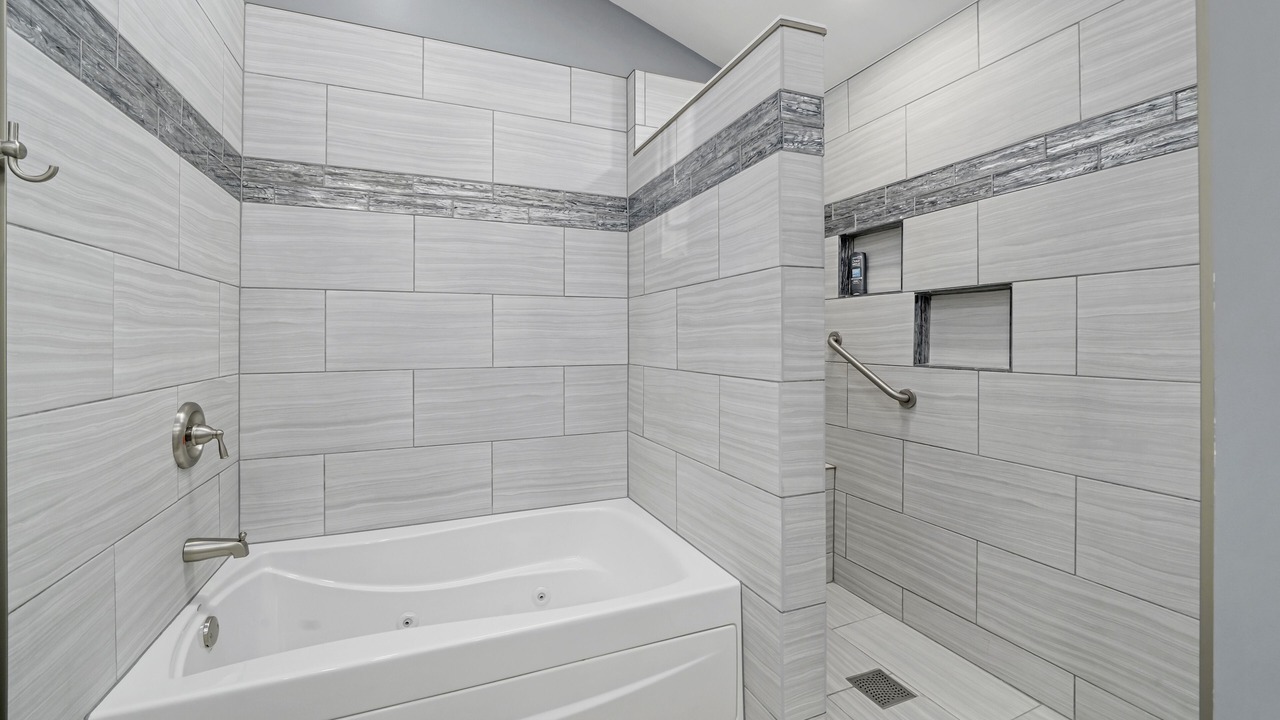 Photo of Bathroom in Fox Lake