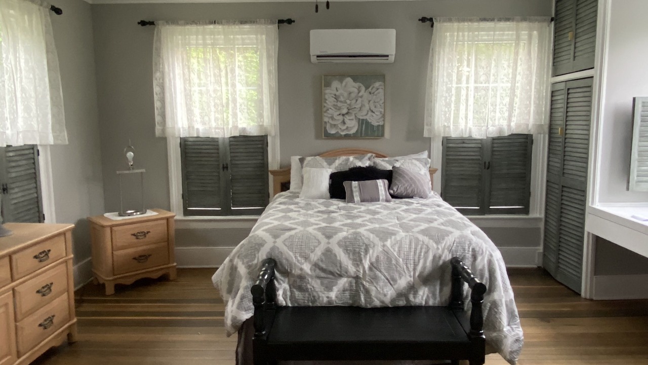 Photo of Bedroom in Elco