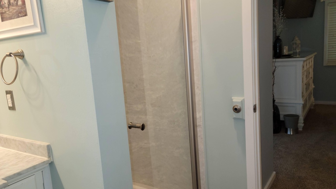 Photo of Bathroom in The Galena Territory