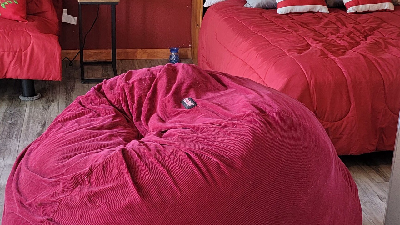 Photo of Bedroom in Lynn Center