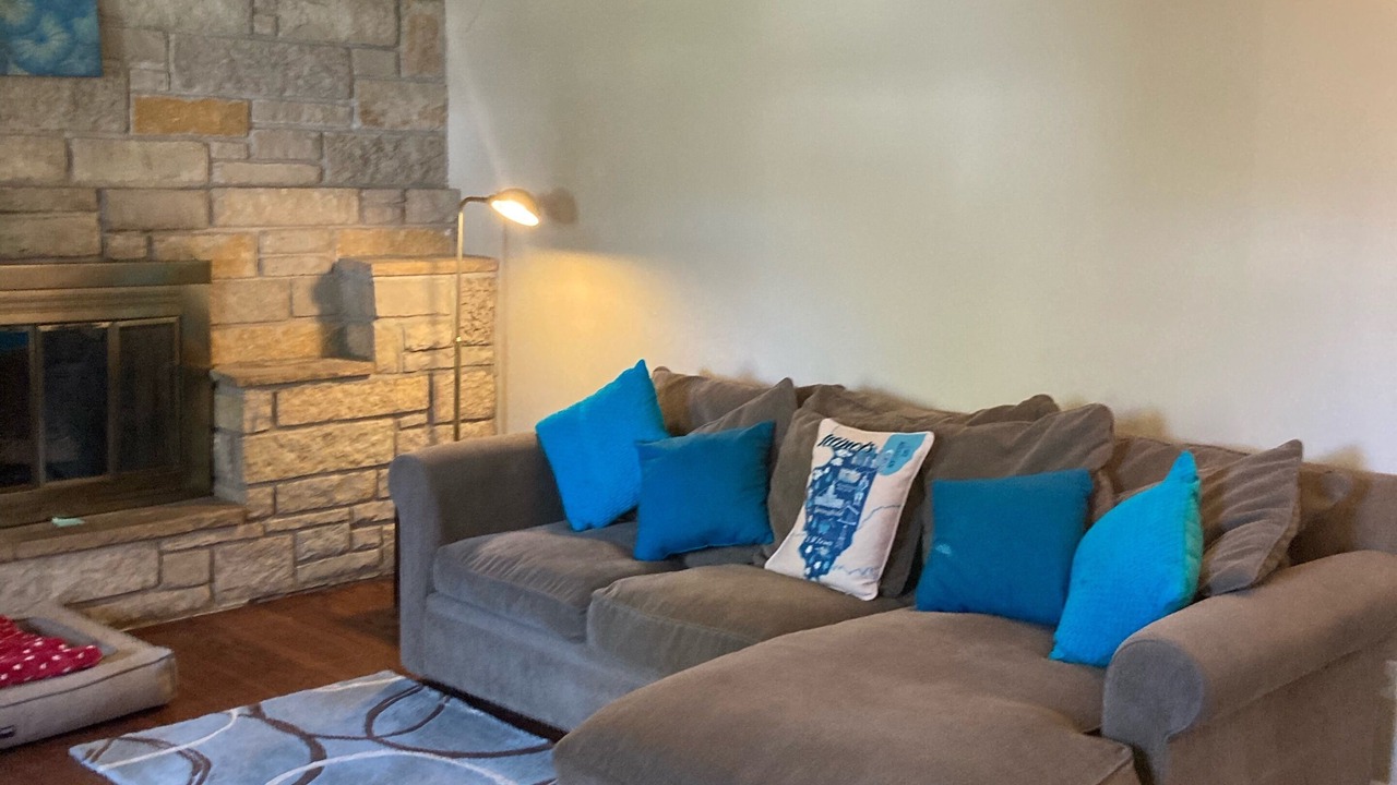 Photo of Livingroom in Hinsdale
