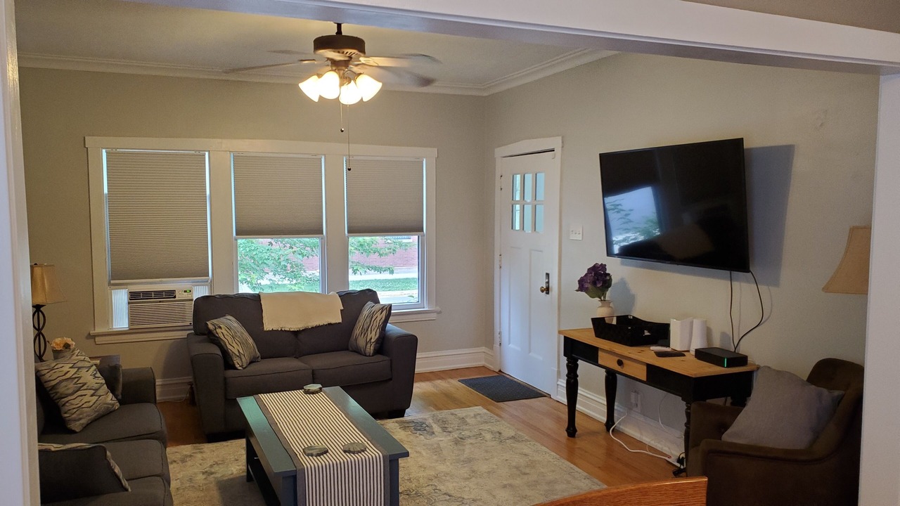 Photo of Livingroom in Forest Park