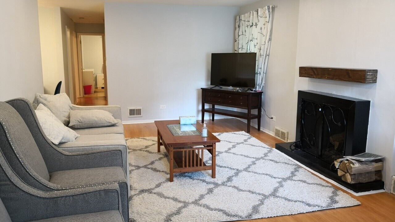 Photo of Livingroom in Deerfield
