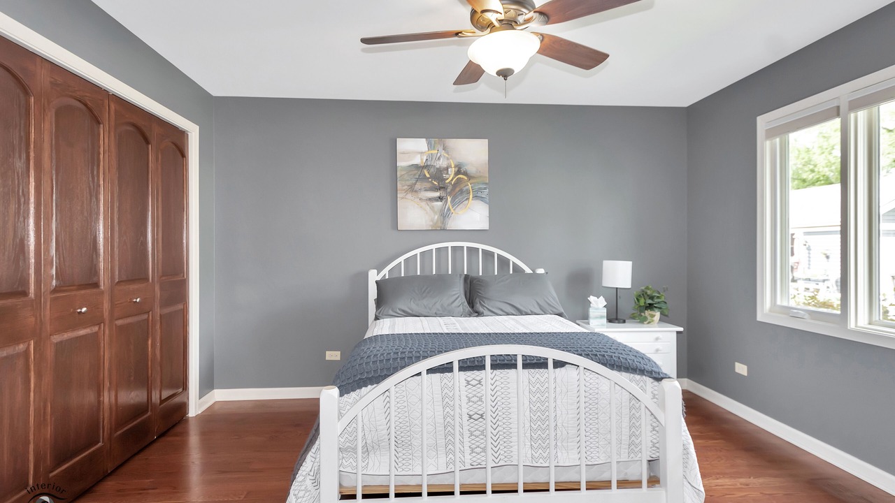 Photo of Bedroom in Warrenville