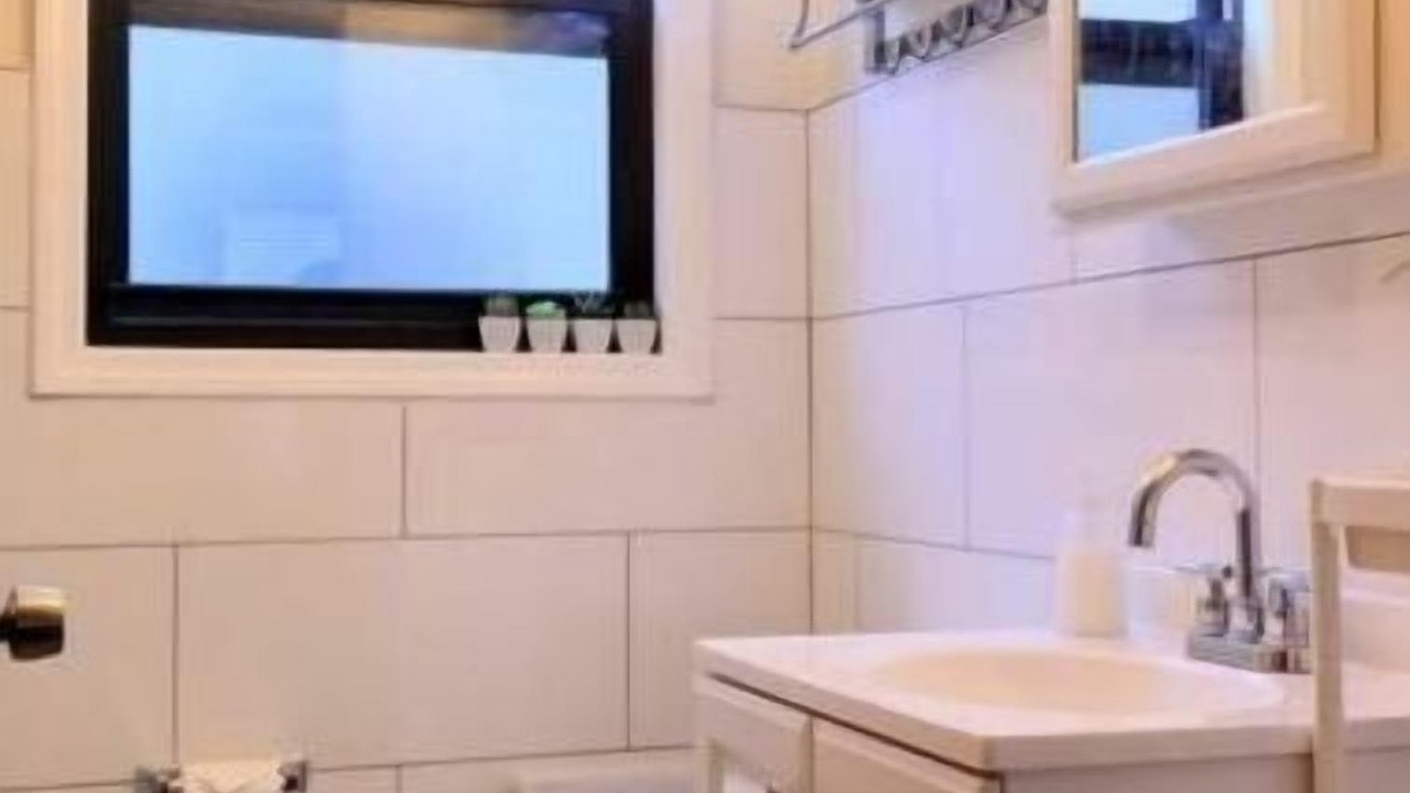 Photo of Bathroom in Chinatown